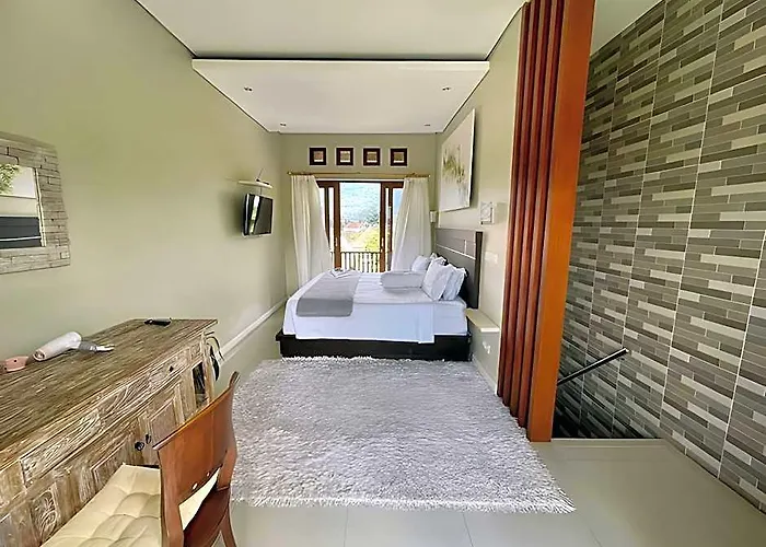 Hotel Double U Camp And *